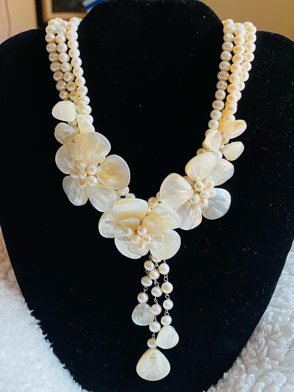 Vintage German Kordes & Lichtenfels Artisan Cultured  Pearl Floral Necklace